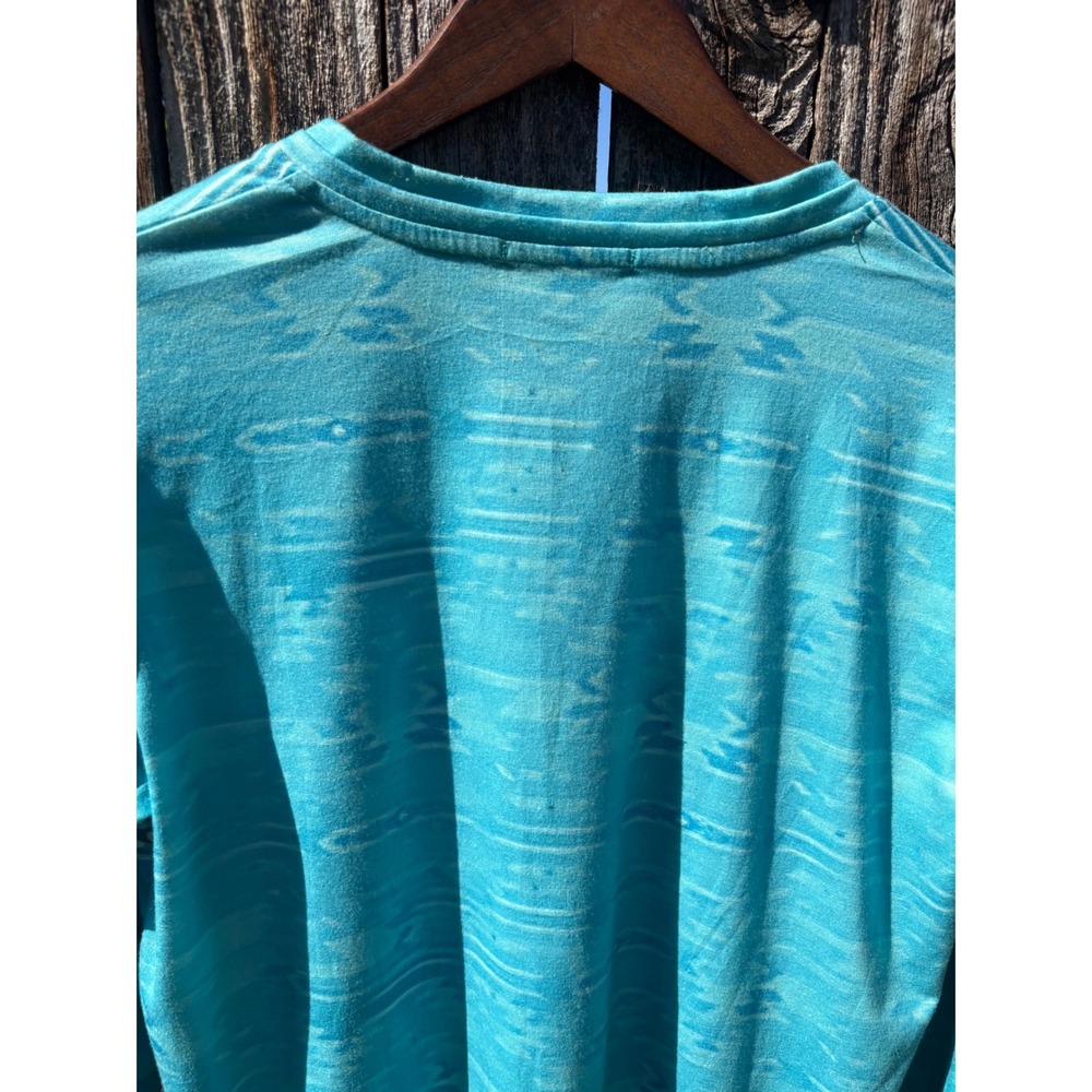 Cowgirl Studios Long Sleeve Top Women S Turquoise Southwestern Graphic - Picture 10 of 12